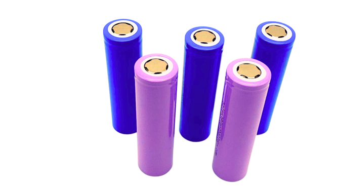 What is the charging voltage of 18650 lithium battery?